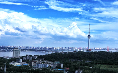 武汉夏季最高温度是多少度 武汉冬季最底温度是多少度