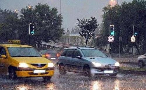 武汉暴雨红色预警(附强对流天气防御指南)