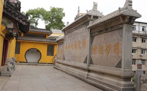 莲溪寺（时间 地址 介绍）