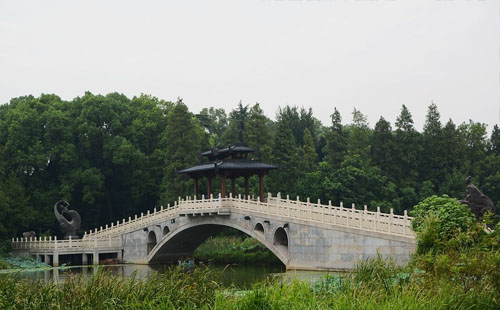 武汉东湖落雁景区在哪里  怎么样