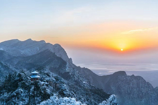 庐山好玩吗 庐山旅游攻略（景点推荐+门票+交通）