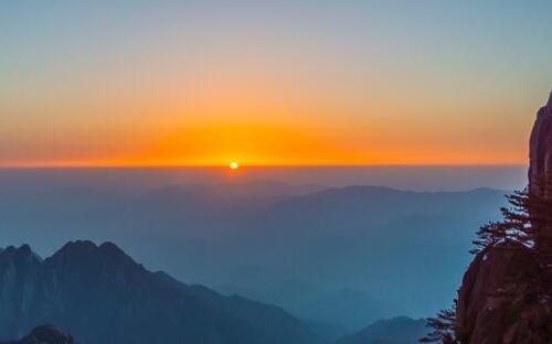 黄山、长白山景区暂停开放_恢复时间待定_网上直播黄山美景