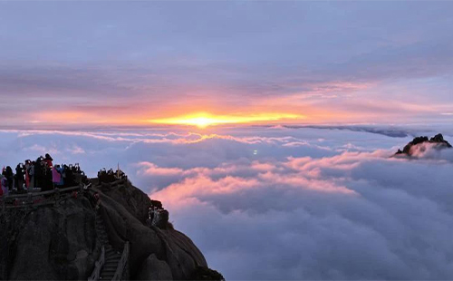 黄山莲花峰关闭时间及原因