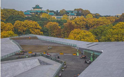 2019年武汉各大学内的展览：中南民族大学光谷美术馆 汤湖美术馆近期展览