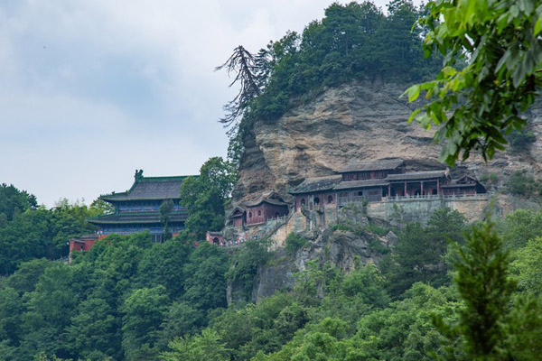 武汉怎么去武当山 武当山门票多少钱(武当山旅游攻略)