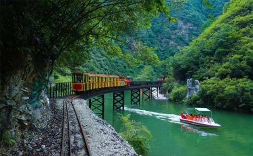 十堰九龙瀑大峡谷门票_路线_游玩攻略