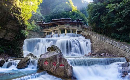 10月19日起湖北佛宝山景区提档升级暂停营业