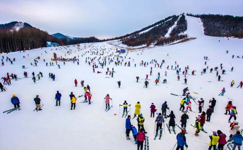 2020-2021神农架国际滑雪场教练价格