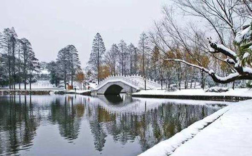 武汉下雪时间2020_武汉春节会下雪吗_武汉雪景