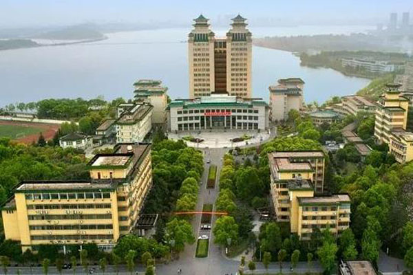 中南民族大学.jpg