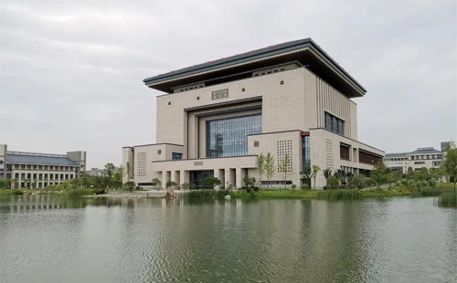 学院3.jpg