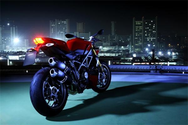 Ducati-motorcycle.jpg